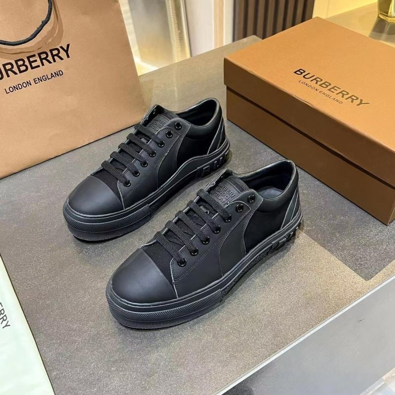 Burberry Low Shoes